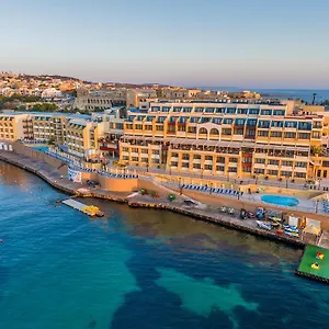 **** מלון Verdi St George's Bay Marina מלטה